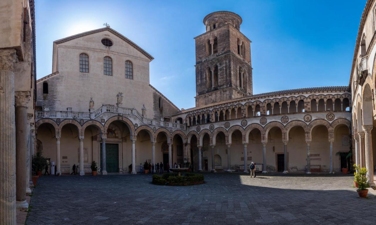Appartamento Saragone Salerno Exteriör bild